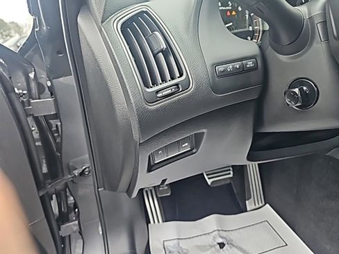 Used 2022 INFINITI Q60 Red Sport 400 w/ Carbon Fiber Package image 20