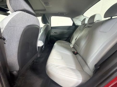 Used 2023 Hyundai Elantra Limited FWD image 29