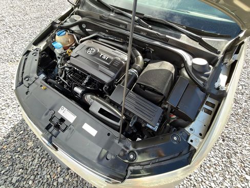 Used 2015 Volkswagen Jetta SE image 4