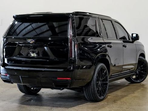 Used 2025 Cadillac Escalade Sport w/ Touring Package image 5