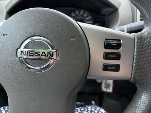 Used 2016 Nissan Frontier SV RWD image 14