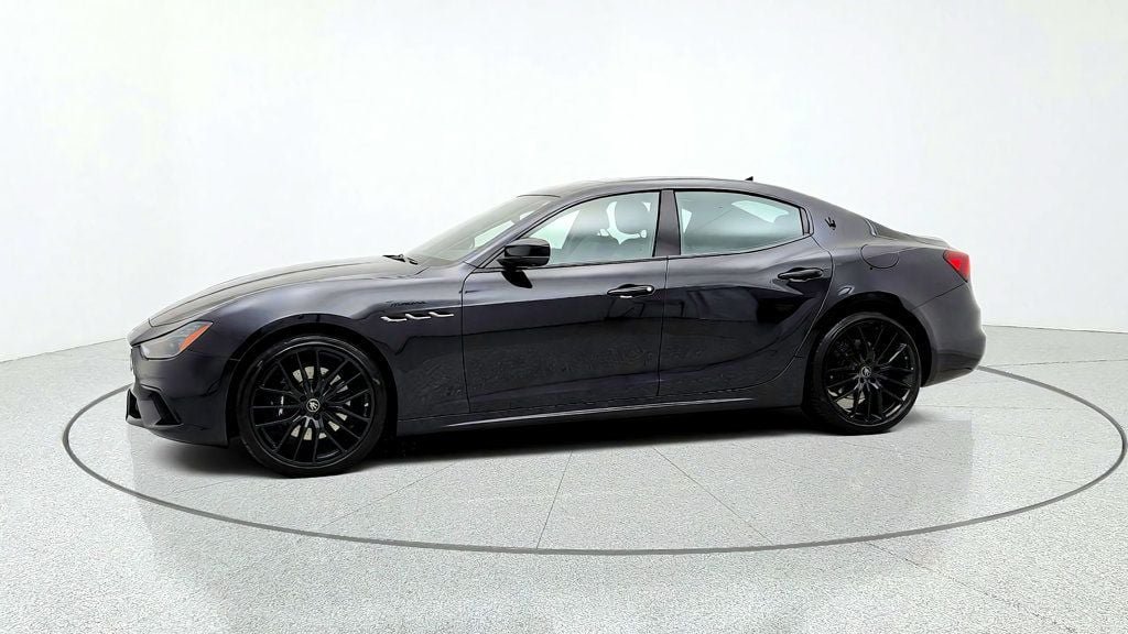 Used 2023 Maserati Ghibli Modena Q4 AWD/4WD image 8