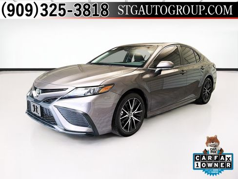 Used 2024 Toyota Camry SE w/ Convenience Package FWD image 1