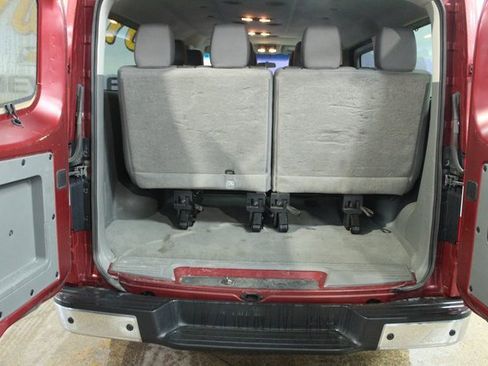 Used 2018 Nissan NV 3500 SV image 11