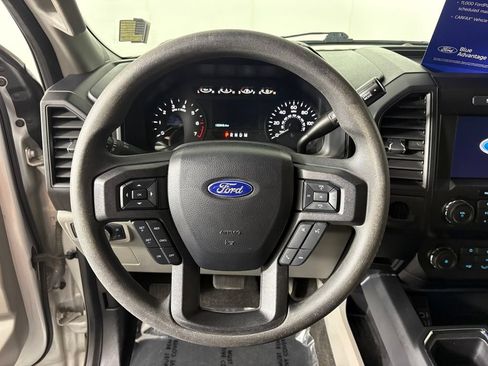 Certified 2019 Ford F150 XL w/ Equipment Group 101A Mid RWD image 15