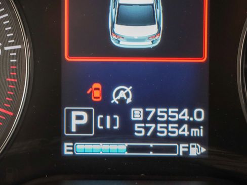 Used 2021 Subaru Crosstrek 2.0i Premium w/ Moonroof Package image 16