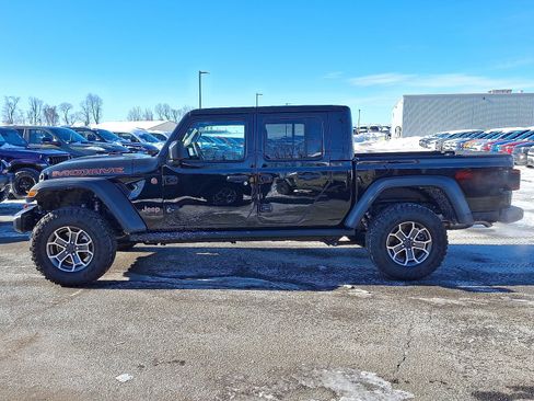 New 2025 Jeep Gladiator Mojave w/ Safety Group image 4