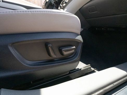 Used 2023 Toyota Camry XSE FWD image 13