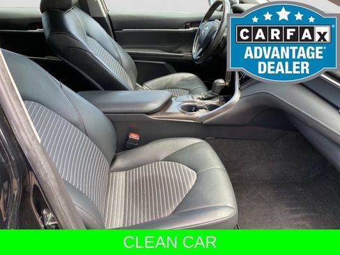 Used 2022 Toyota Camry SE FWD image 22