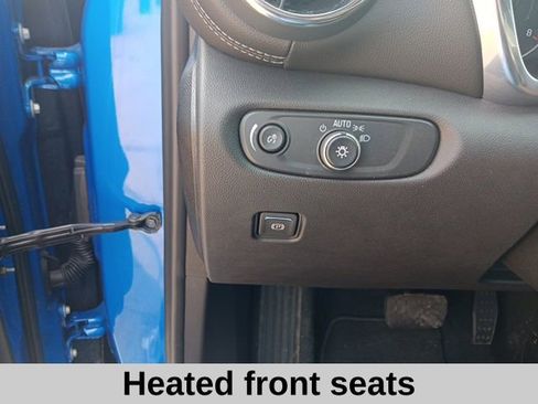 Used 2025 Chevrolet Blazer LT image 11