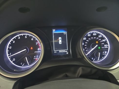 Used 2022 Toyota Camry LE FWD image 18