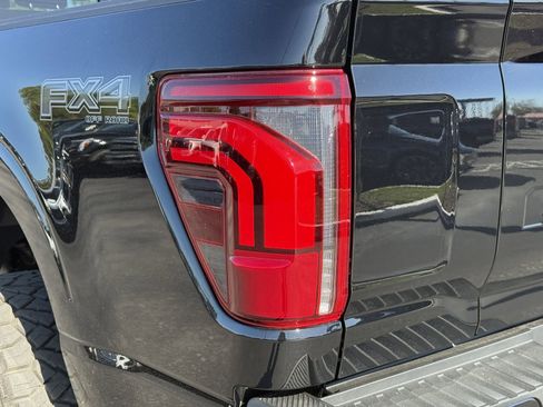 Used 2025 Ford F150 Platinum w/ Equipment Group 702A High image 9