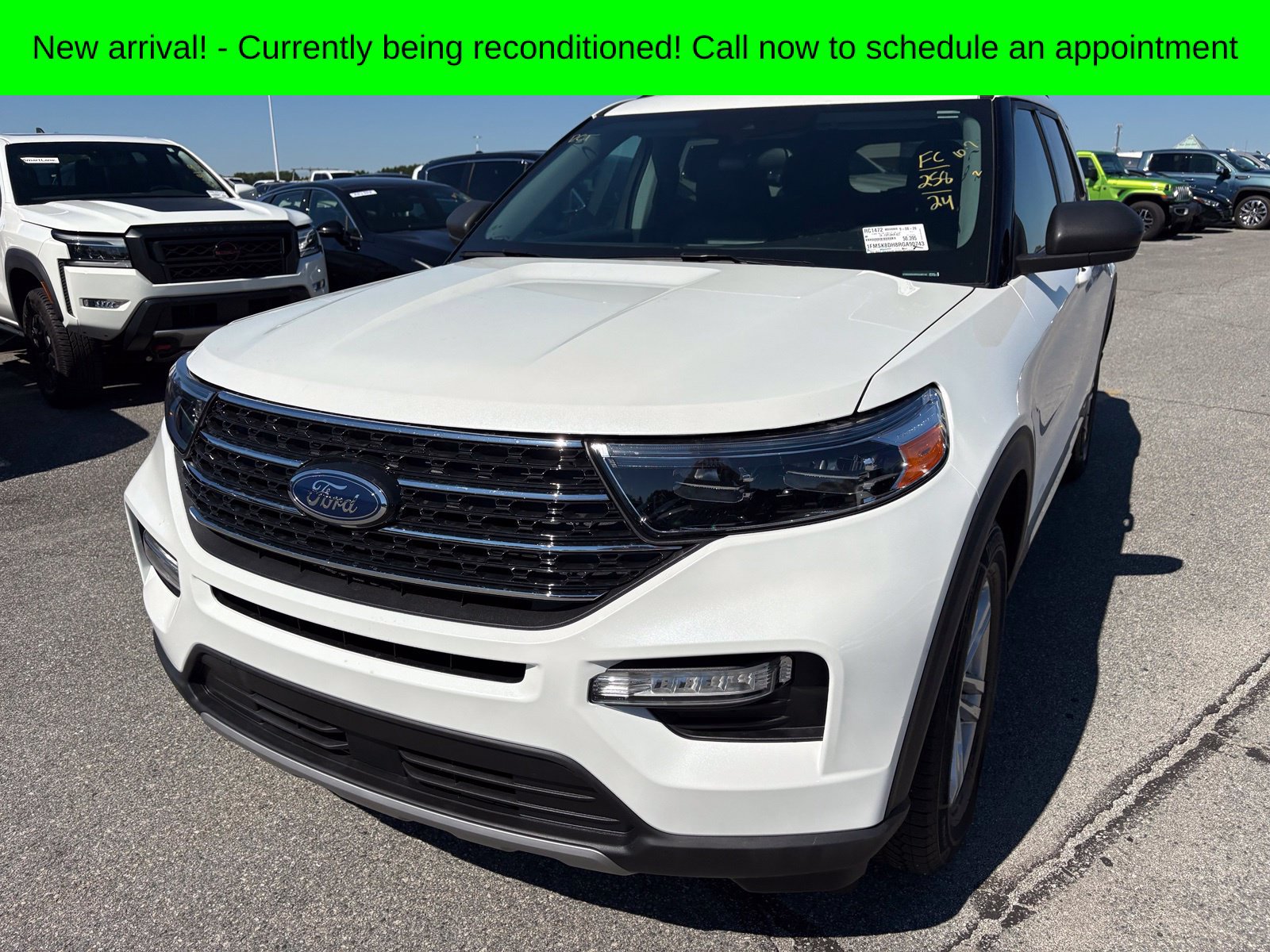Used 2024 Ford Explorer XLT w/ Equipment Group 202A AWD/4WD image 13