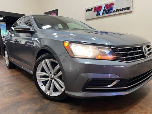 Used 2019 Volkswagen Passat 2.0T Wolfsburg w/ Wheels & Sunroof Package image 37