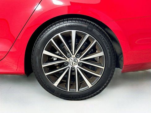 Used 2016 Volkswagen Jetta Sport FWD image 29