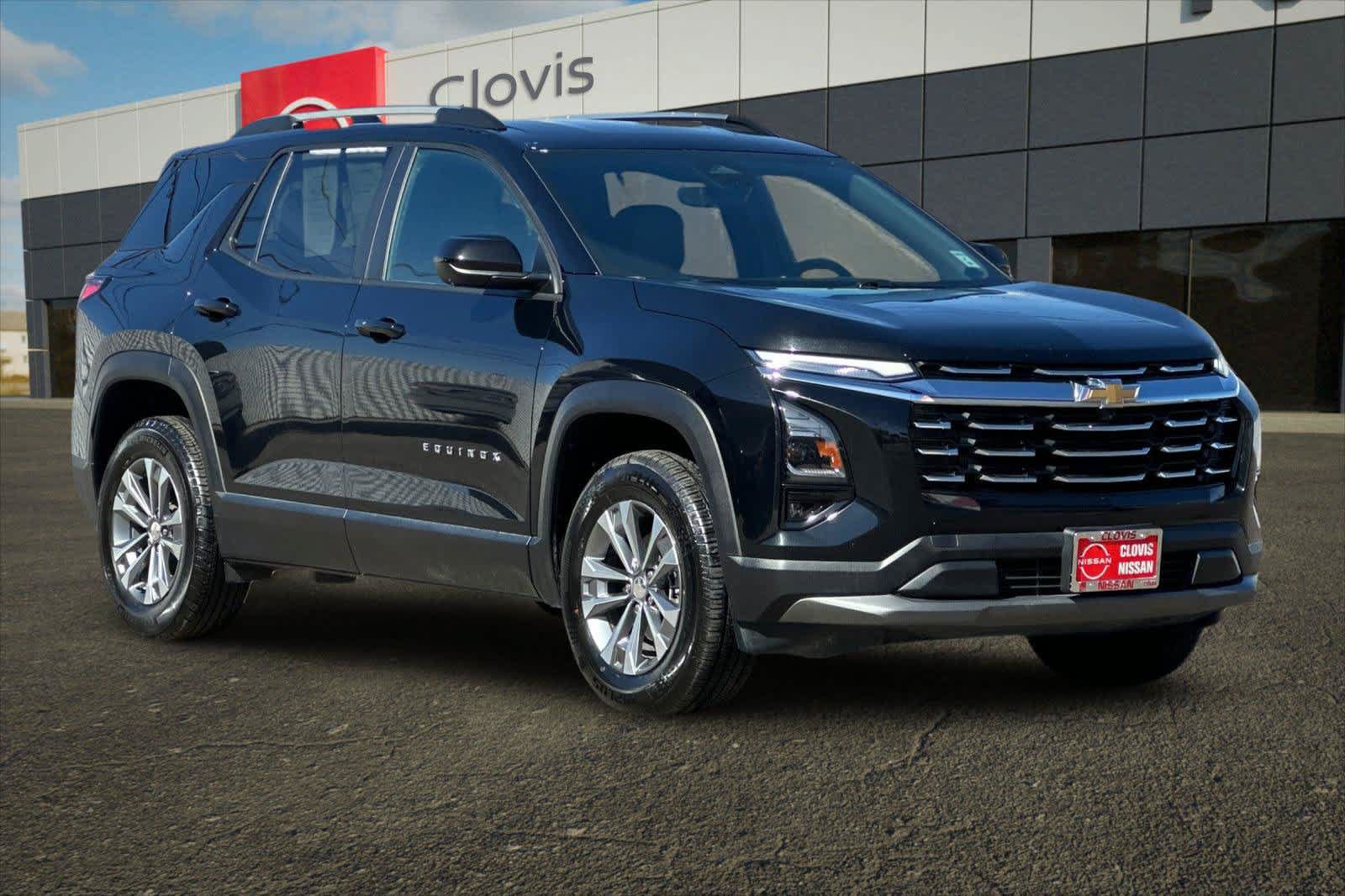 Used 2025 Chevrolet Equinox LT w/ Convenience Package II AWD/4WD image 10