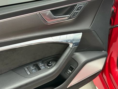 Used 2021 Audi RS 7 Prestige image 26