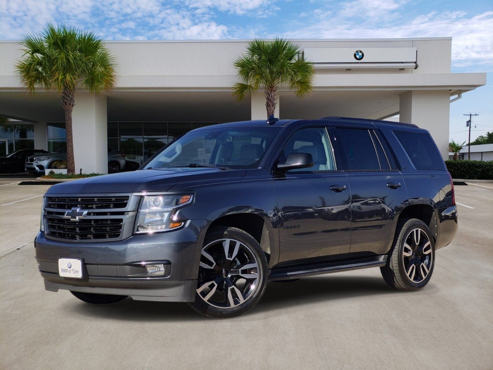 Used 2019 Chevrolet Tahoe LT RWD image 1