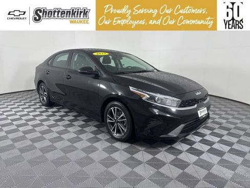 Used 2023 Kia Forte LXS w/ LXS Technology Package FWD image 1