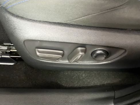 Used 2022 Toyota RAV4 SE image 15