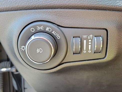 Used 2019 Jeep Compass Limited AWD/4WD image 21