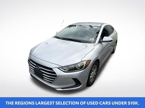 Used 2018 Hyundai Elantra SE w/ SE Connectivity Package 04 FWD image 4