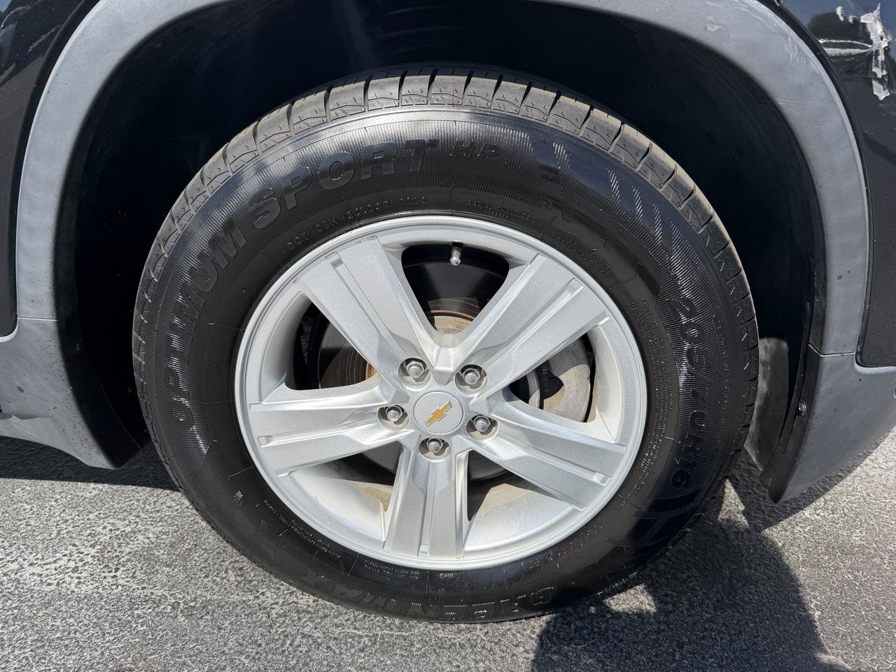 Used 2019 Chevrolet Trax LT w/ LT Convenience Package FWD image 33