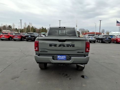New 2026 RAM 2500 Big Horn AWD/4WD image 5