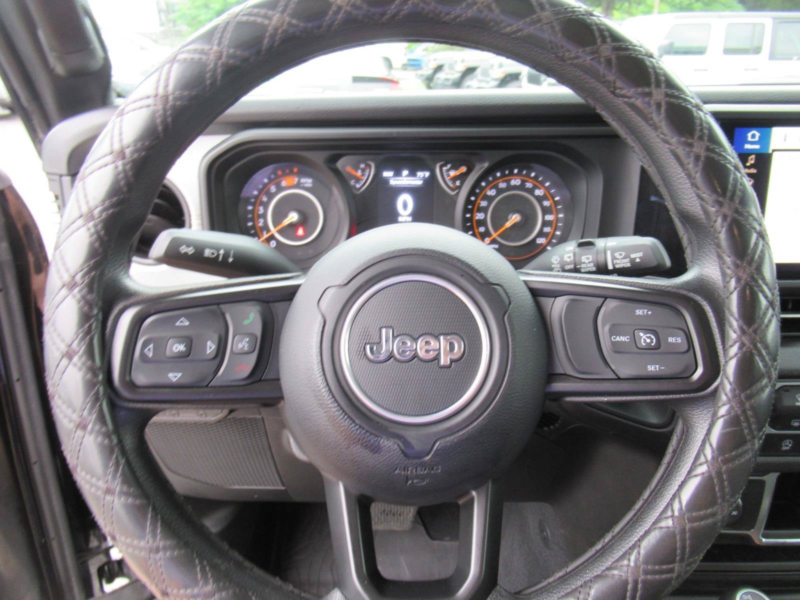 Used 2024 Jeep Wrangler Unlimited Sport AWD/4WD image 21