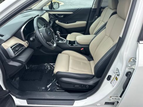 Used 2024 Subaru Outback Limited w/ Popular Package #2 image 9
