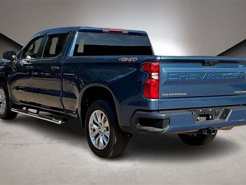 Used 2024 Chevrolet Silverado 1500 Custom image 4