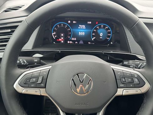 New 2026 Volkswagen Atlas Cross Sport SEL R-Line AWD/4WD image 16