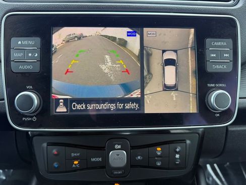 Certified 2024 Nissan Leaf SV Plus image 24