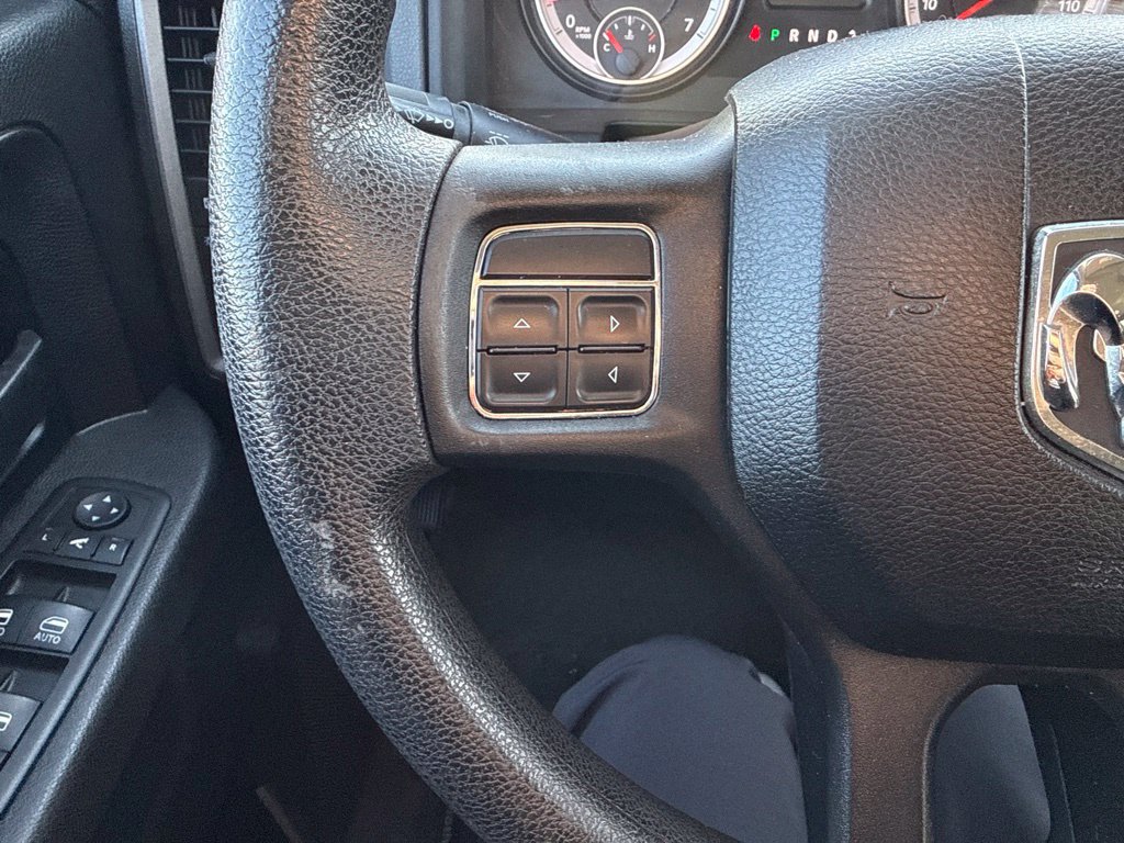 Used 2015 RAM 1500 Express AWD/4WD image 16