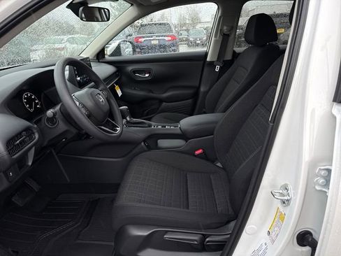 New 2026 Honda HR-V LX image 15