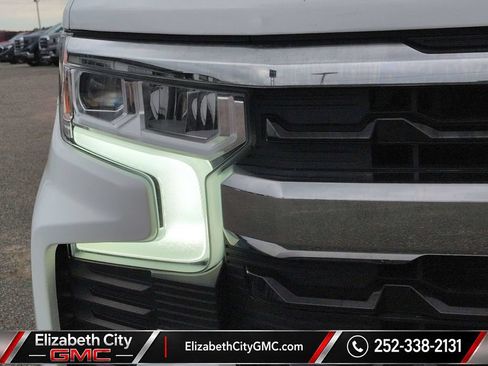 Used 2023 Chevrolet Silverado 1500 LT AWD/4WD image 10