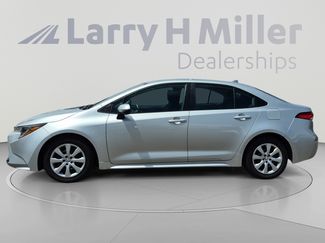 Used 2025 Toyota Corolla LE FWD video 2