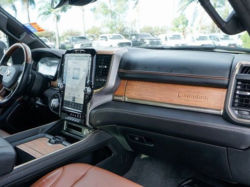 Used 2022 RAM 1500 Limited w/ Body Color Bumper Group image 38