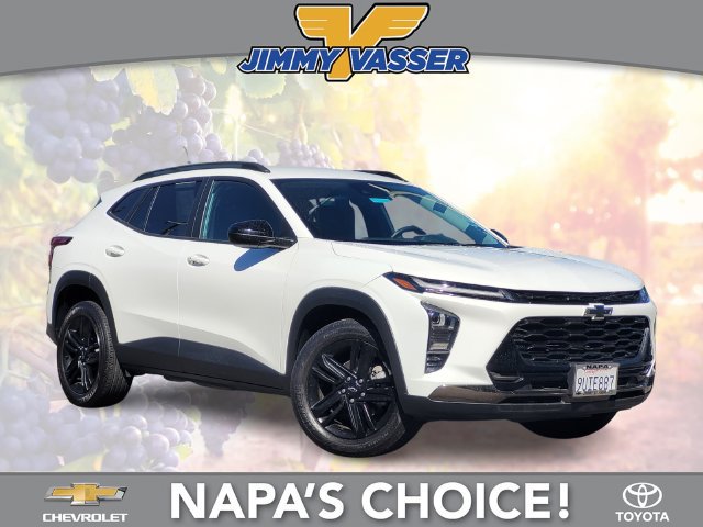 Used 2025 Chevrolet Trax ACTIV w/ Driver Confidence Package FWD image 1