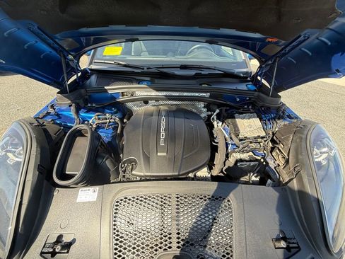 Used 2020 Porsche Macan image 12