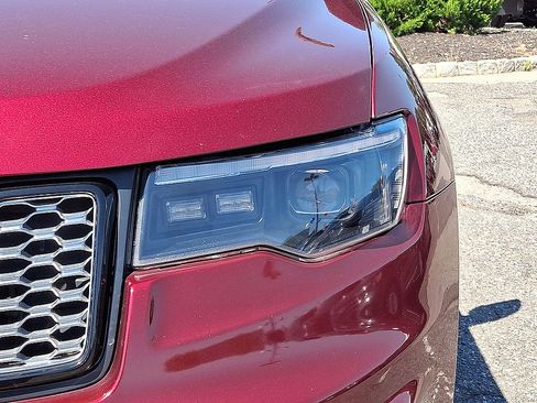 Used 2019 Jeep Grand Cherokee Altitude AWD/4WD image 34