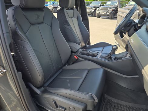 Used 2024 Audi Q3 2.0T Premium Plus AWD/4WD image 10