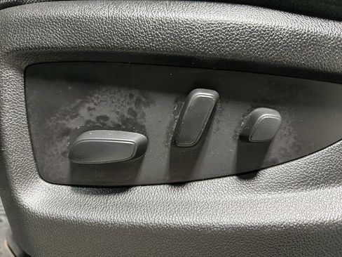 Used 2018 Chevrolet Silverado 1500 LT w/ All Star Edition image 4