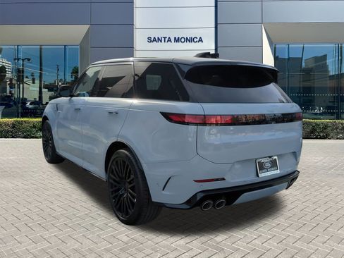 New 2026 Land Rover Range Rover Sport SV image 3