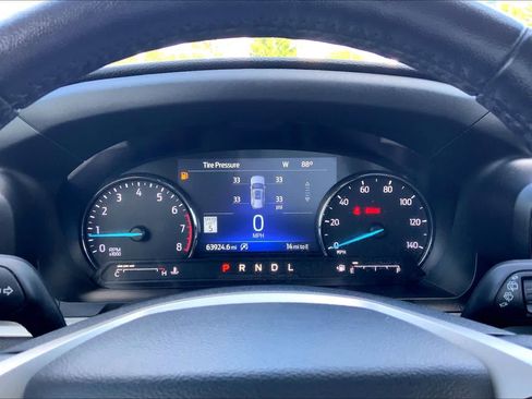 Used 2021 Ford Explorer XLT w/ Equipment Group 202A RWD image 25