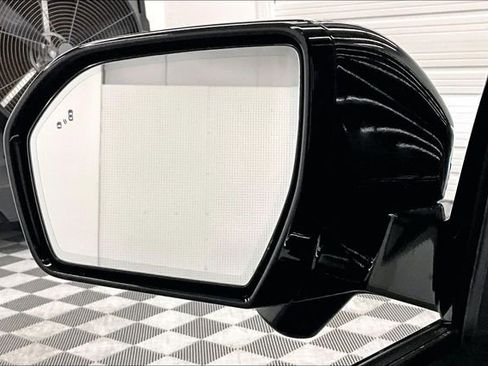 Used 2023 Lincoln Navigator L Reserve w/ Equipment Group 201A image 37