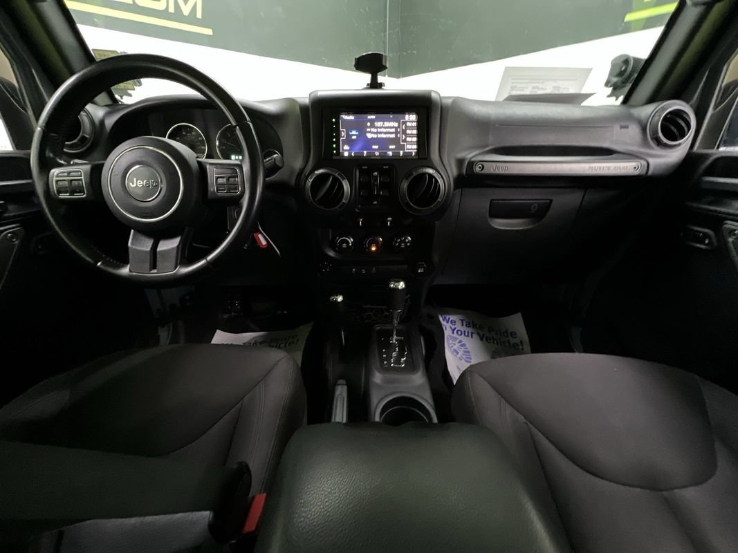 Used 2015 Jeep Wrangler Unlimited Sport w/ Quick Order Package 24S AWD/4WD image 18