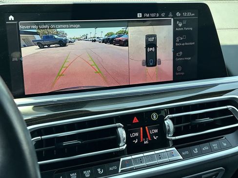 Used 2021 BMW X5 xDrive45e w/ Premium Package AWD/4WD image 15