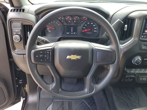 Used 2025 Chevrolet Silverado 1500 Custom image 21