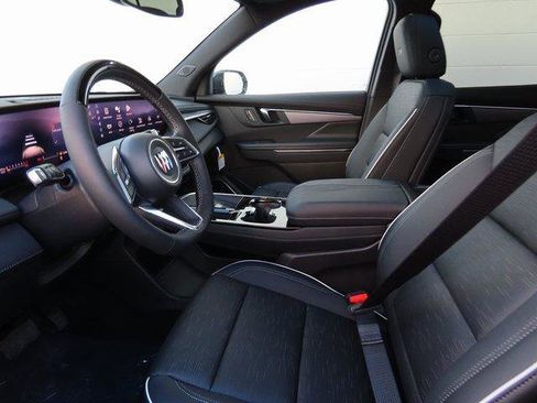 New 2025 Buick Enclave Sport Touring w/ Super Cruise Package image 7